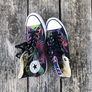 Floral Print High-Rise Converse